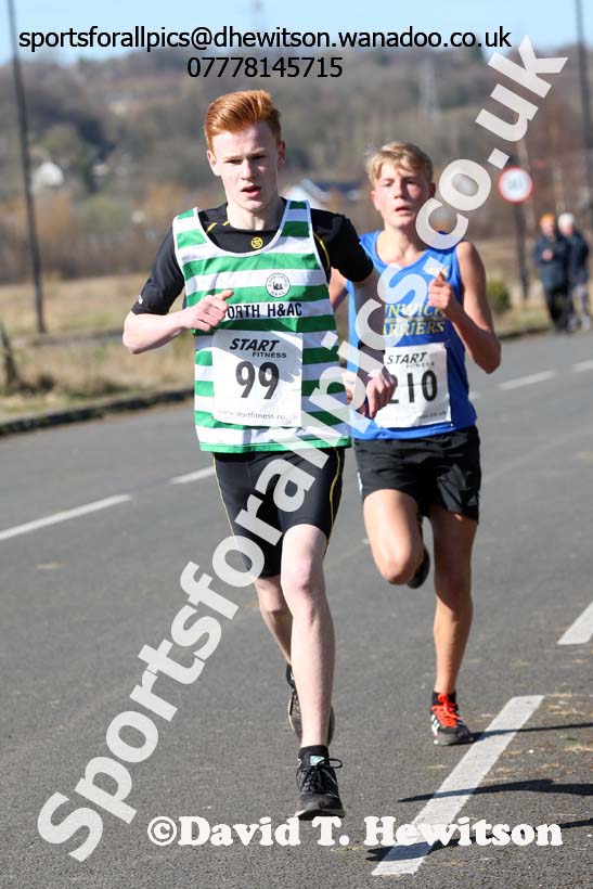 Under-15s boys and girls Elswick Harriers Good Friday Road Relays. Photo: David T. Hewitson/Sports for All Pics